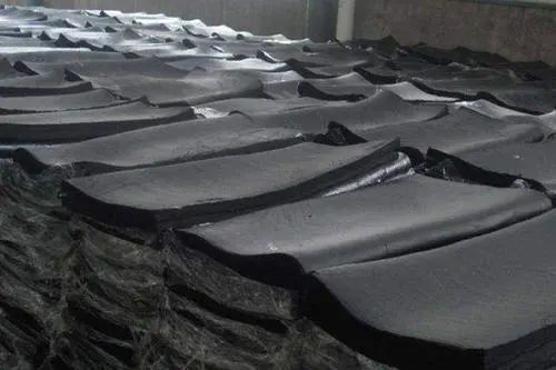 輪胎、膠帶等橡膠工業(yè)刺鼻異味，的凈除臭劑專用配方快速解決！